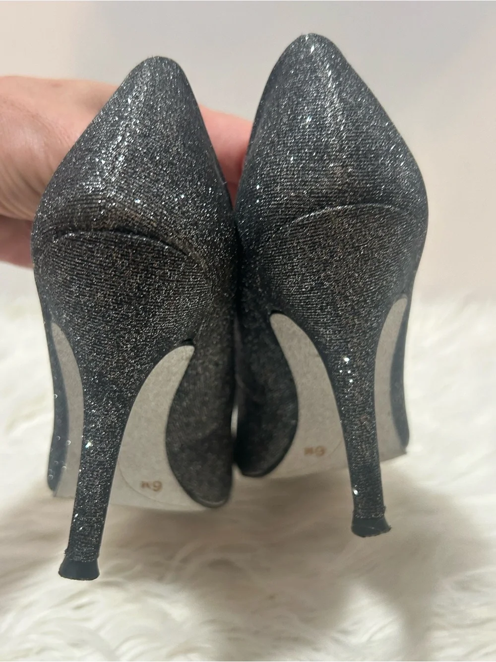 Nine West NW Flax size 6 black/silver gunmetal  glitter 3.5 inch heels